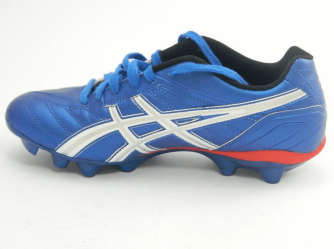 Scarpette da calcio Asics con i tacchetti