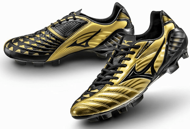 Scarpe da calcio dorate Mizuno